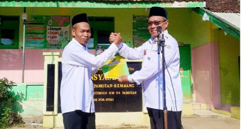 Serah Terima Jabatan Kepala MI Mansyaul Huda